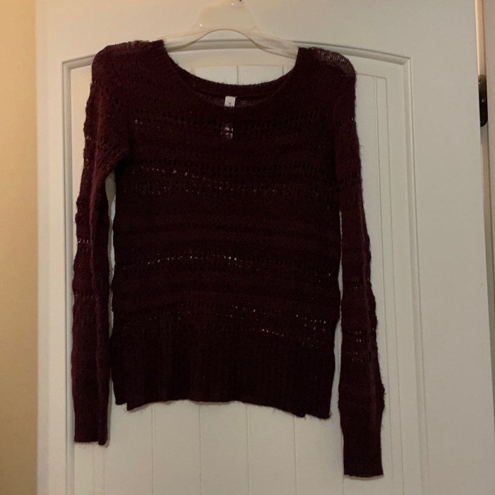 Aeropostale maroon sweater